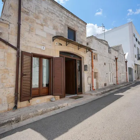 Dimora Monte Grappa Альберобелло